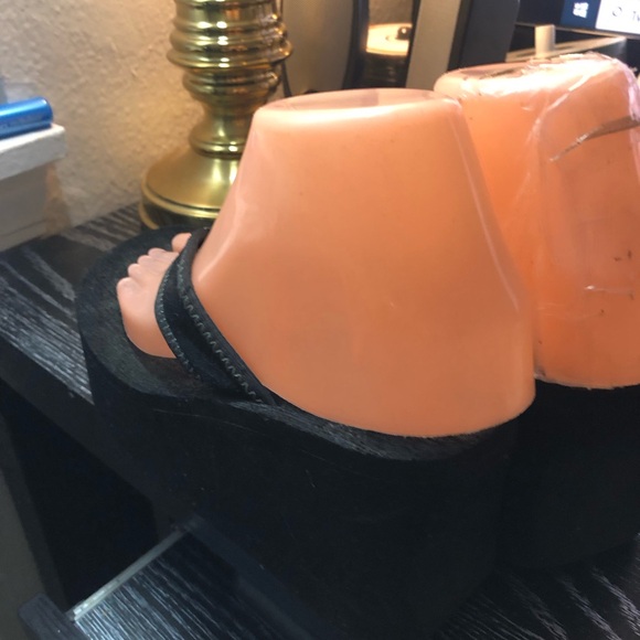 Funky Chunk Women's Black Flip Flops Platform Sandals Size 6 - Picture 9 of 14